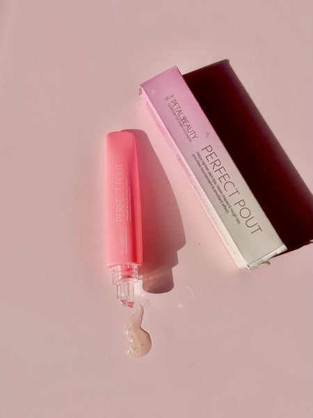 transparent lip gloss